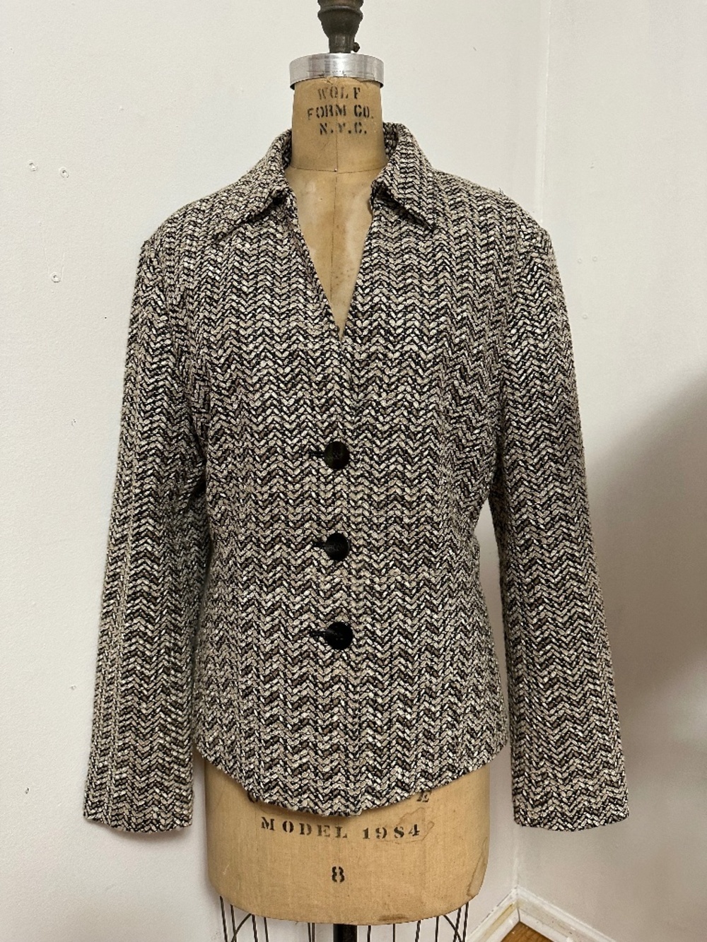 Talbots Women’s Size 16 Blazer Jacket Black Tan Cream Chevron 3 Button